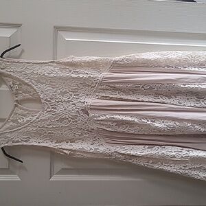 Umgee lace top with lining